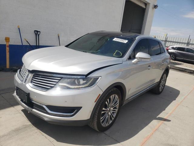 2LMTJ8LR1GBL59899 - 2016 LINCOLN MKX RESERVE SILVER photo 2