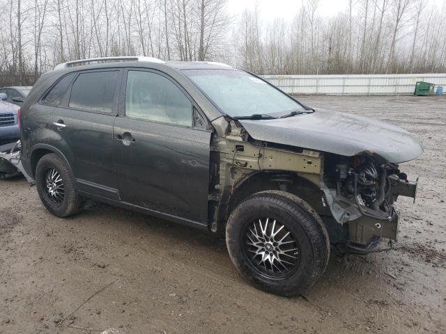 5XYKTCA61DG318875 - 2013 KIA SORENTO LX GREEN photo 4