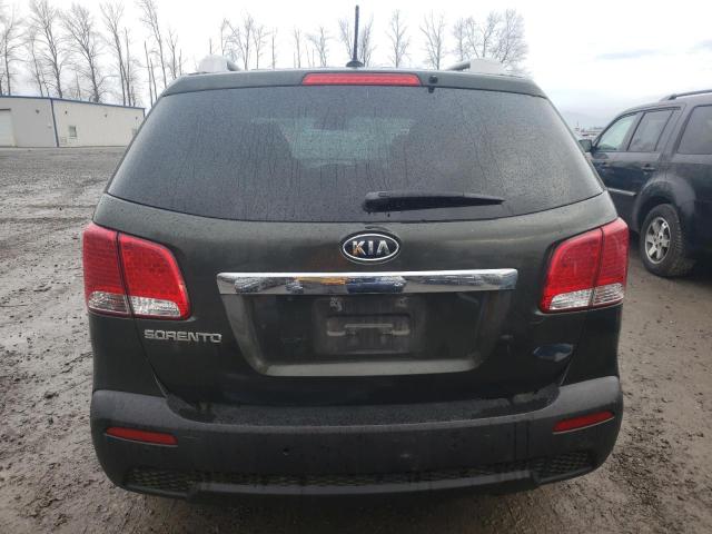 5XYKTCA61DG318875 - 2013 KIA SORENTO LX GREEN photo 6