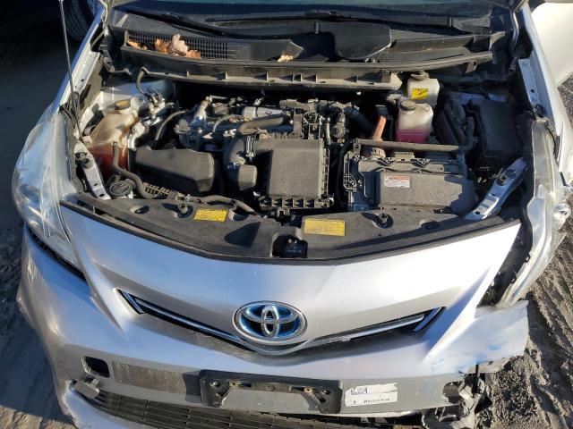 JTDZN3EU0E3293328 - 2014 TOYOTA PRIUS V SILVER photo 11