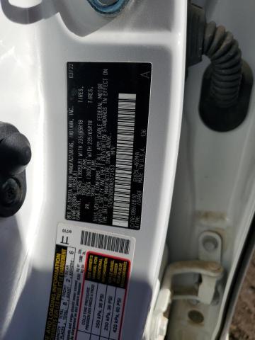 5TDHZRBH6NS572453 - 2022 TOYOTA HIGHLANDER XLE WHITE photo 14