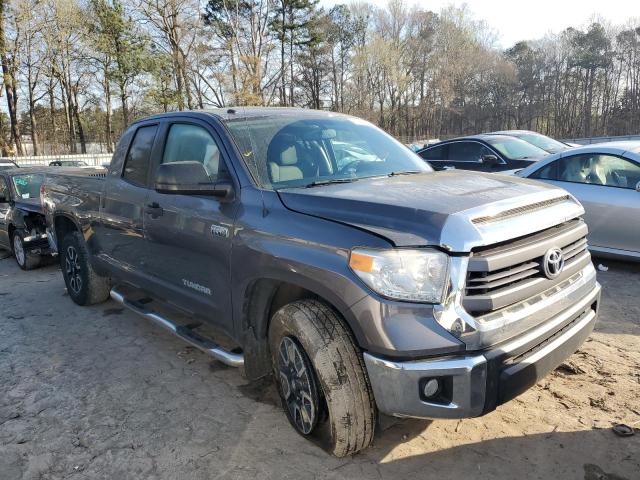 5TFUW5F18FX457331 - 2015 TOYOTA TUNDRA DOUBLE CAB SR/SR5 SILVER photo 4
