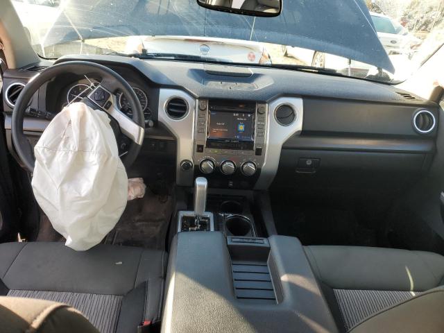 5TFUW5F18FX457331 - 2015 TOYOTA TUNDRA DOUBLE CAB SR/SR5 SILVER photo 8