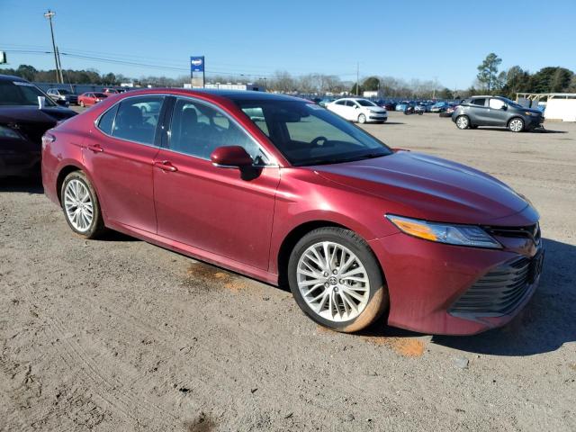 4T1F11AK2LU386426 - 2020 TOYOTA CAMRY XLE RED photo 4