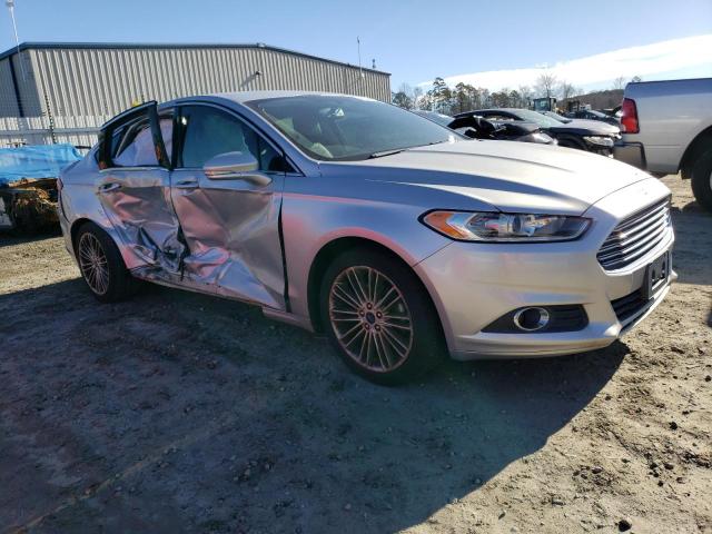 3FA6P0H95DR310732 - 2013 FORD FUSION SE SILVER photo 4