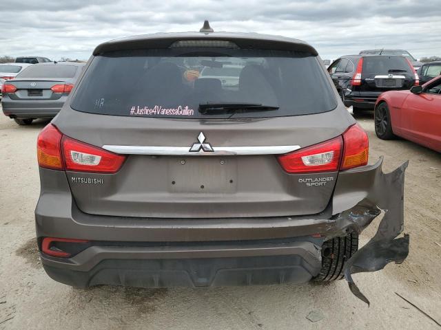 JA4AP3AUXJZ015339 - 2018 MITSUBISHI OUTLANDER ES BROWN photo 6