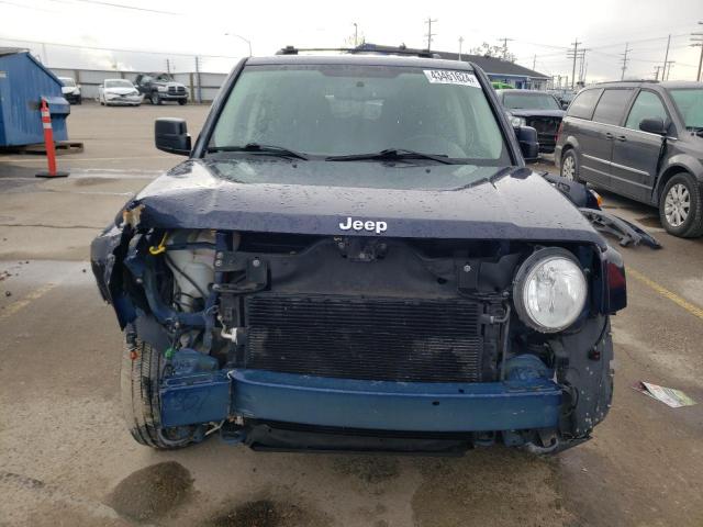 1C4NJRFB4FD136214 - 2015 JEEP PATRIOT LATITUDE BLUE photo 5