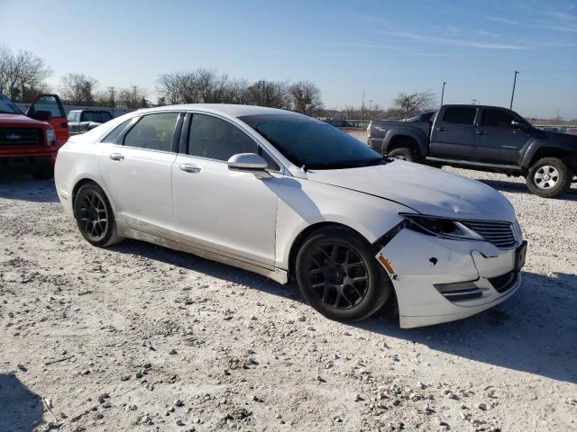 3LN6L2JK5DR810562 - 2013 LINCOLN MKZ WHITE photo 4