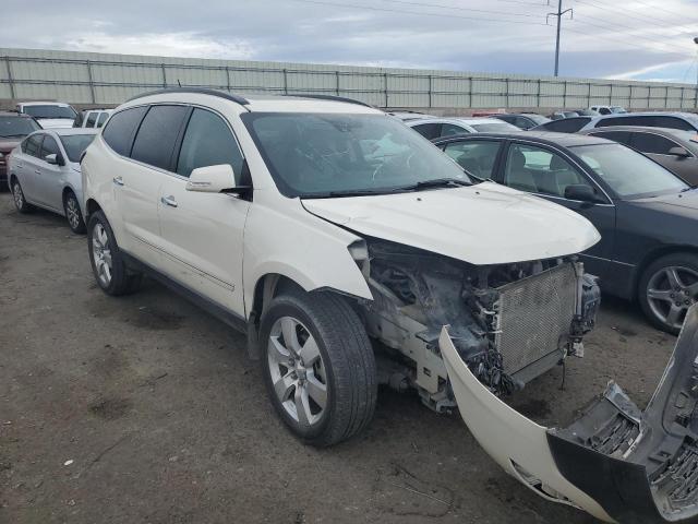 1GNKVJKD8FJ235370 - 2015 CHEVROLET TRAVERSE LTZ WHITE photo 4