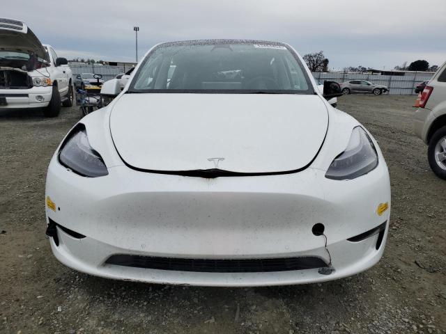 7SAYGAEE5NF543249 - 2022 TESLA MODEL Y WHITE photo 5