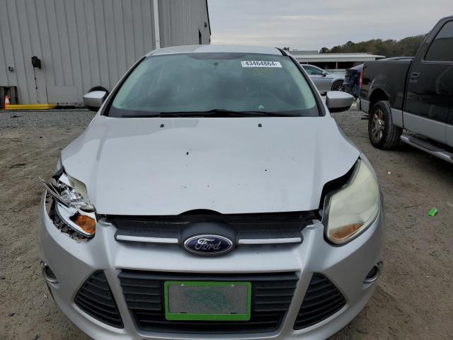 1FAHP3F26CL382066 - 2012 FORD FOCUS SE SILVER photo 5