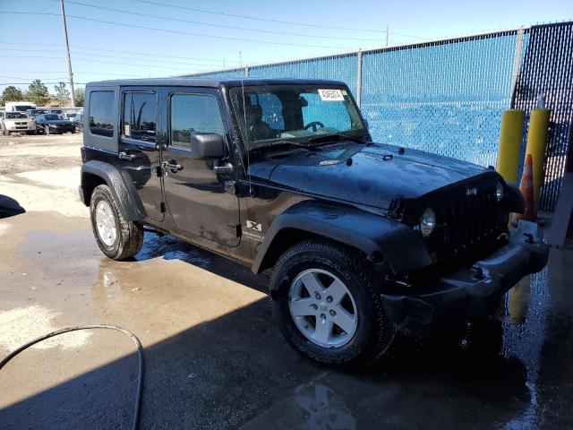 1J4GA39129L764107 - 2009 JEEP WRANGLER U X BLACK photo 4