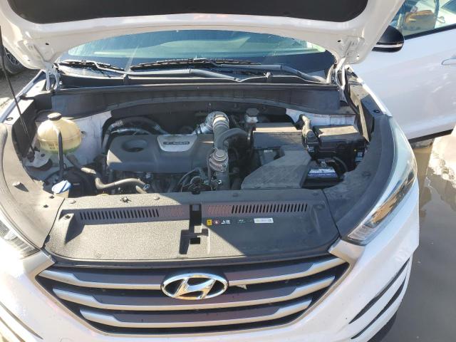 KM8J33A23HU536874 - 2017 HYUNDAI TUCSON LIMITED WHITE photo 12