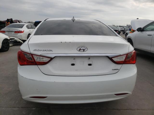 5NPEC4AC8DH696242 - 2013 HYUNDAI SONATA SE WHITE photo 6