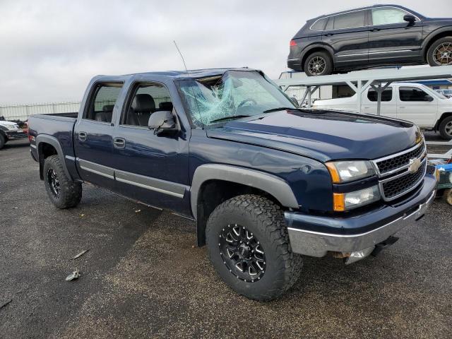 2GCEK13Z171105645 - 2007 CHEVROLET SILVERADO K1500 CLASSIC CREW CAB BLUE photo 4