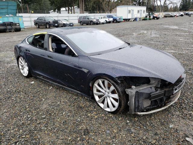 5YJSA1DP9DFP03400 - 2013 TESLA MODEL S შავი ფოტო 4