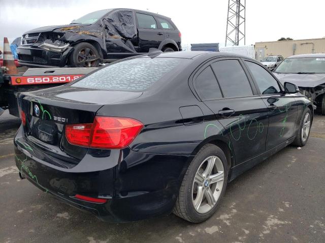 WBA3B1G5XENT01414 - 2014 BMW 320 I BLACK photo 3
