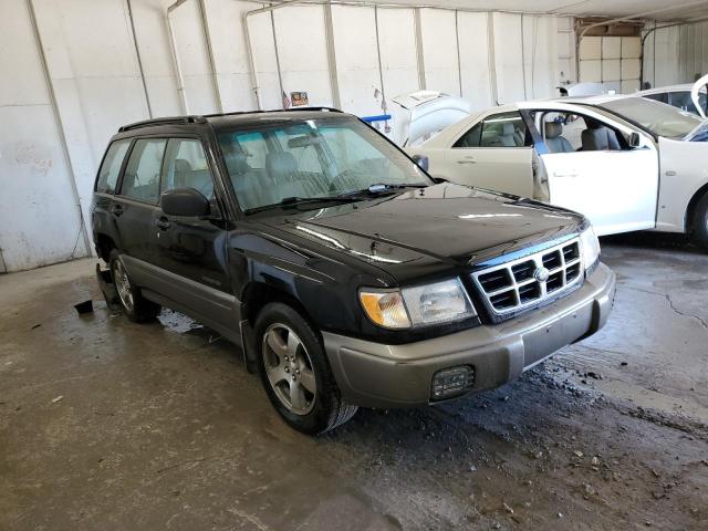 JF1SF6555YH707564 - 2000 SUBARU FORESTER S შავი ფოტო 4