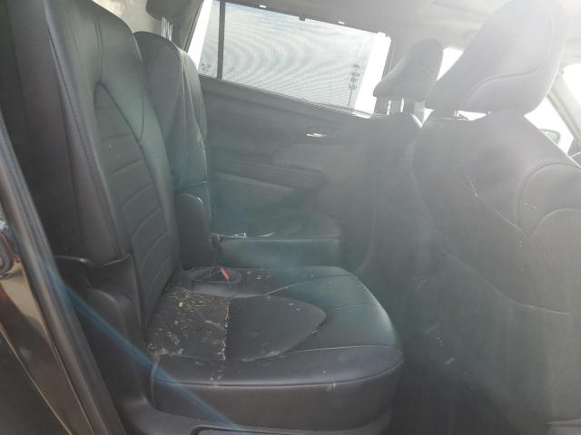 5TDGZRAH9NS118002 - 2022 TOYOTA HIGHLANDER XLE BLACK photo 11