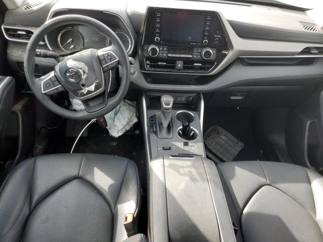 5TDGZRAH9NS118002 - 2022 TOYOTA HIGHLANDER XLE BLACK photo 8