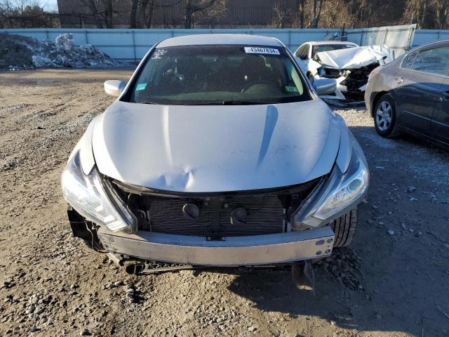 1N4AL3AP6GN346100 - 2016 NISSAN ALTIMA 2.5 SILVER photo 5