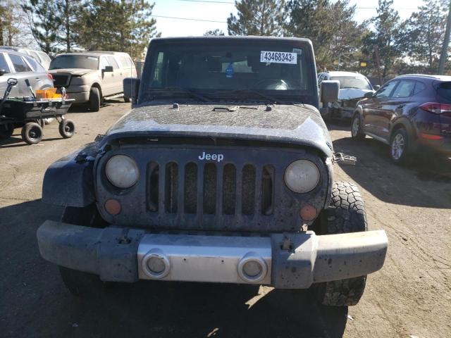 1J4FA54148L612990 - 2008 JEEP WRANGLER SAHARA BLACK photo 5