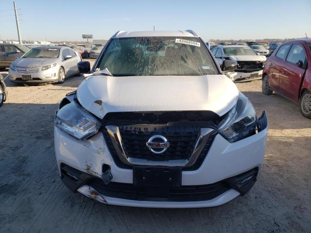 3N1CP5DV7LL542685 - 2020 NISSAN KICKS SR WHITE photo 5