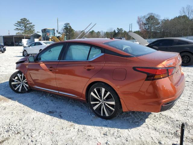 1N4BL4CV3KN317622 - 2019 NISSAN ALTIMA SR RED photo 2