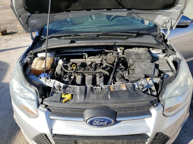 1FADP3F21EL397138 - 2014 FORD FOCUS SE SILVER photo 11