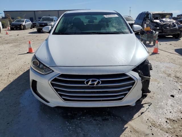 5NPD84LF3JH233702 - 2018 HYUNDAI ELANTRA SEL WHITE photo 5