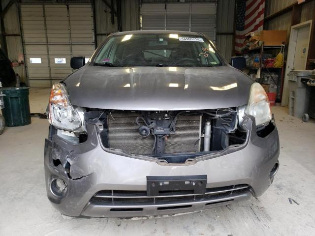 JN8AS5MV7DW640716 - 2013 NISSAN ROGUE S GRAY photo 5