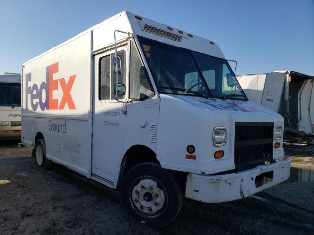 4UZAANBW11CH52952 - 2001 FREIGHTLINER CHASSIS M LINE WALK-IN VAN WHITE photo 4