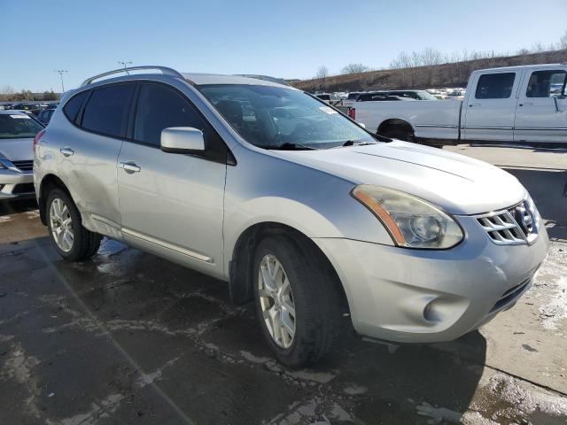 JN8AS5MT6BW567530 - 2011 NISSAN ROGUE S SILVER photo 4