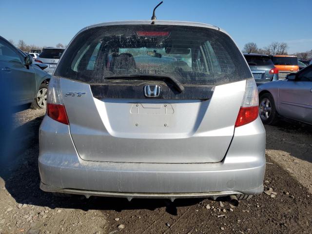 JHMGE8H37BC028262 - 2011 HONDA FIT SILVER photo 6