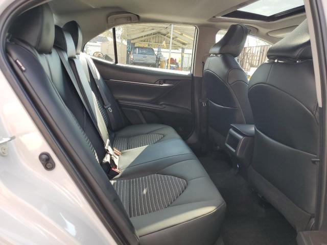 4T1T11AK1PU083923 - 2023 TOYOTA CAMRY SE NIGHT SHADE WHITE photo 10