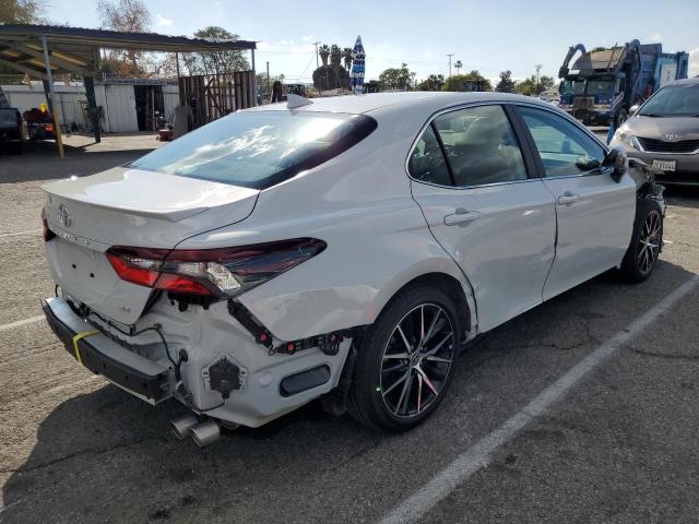 4T1T11AK1PU083923 - 2023 TOYOTA CAMRY SE NIGHT SHADE WHITE photo 3