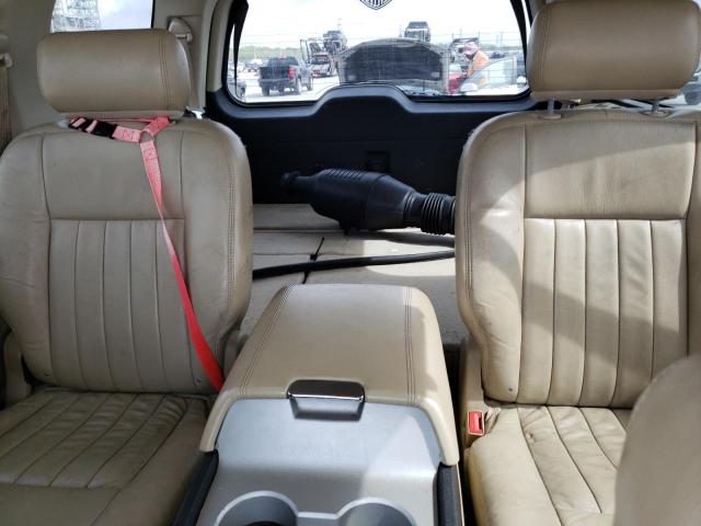 5LMFU27505LJ01484 - 2005 LINCOLN NAVIGATOR 白色 照片 10