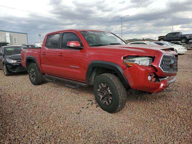 5TFCZ5AN1JX161847 - 2018 TOYOTA TACOMA DOUBLE CAB RED photo 4