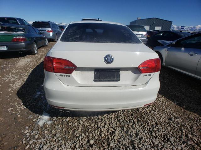 3VWDZ7AJ6BM315650 - 2011 VOLKSWAGEN JETTA SE WHITE photo 6