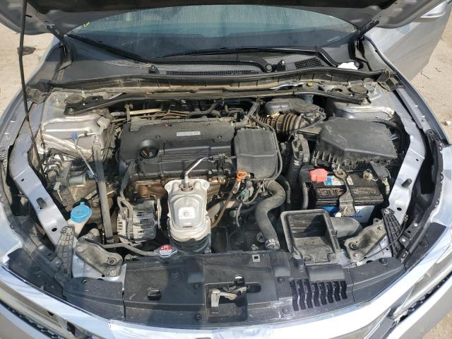 1HGCR2F81HA020440 - 2017 HONDA ACCORD EXL SILVER photo 11