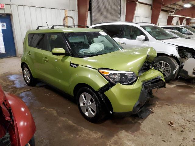 KNDJN2A29F7802094 - 2015 KIA SOUL GREEN photo 4