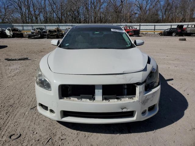 1N4AA5APXAC813992 - 2010 NISSAN MAXIMA S WHITE photo 5