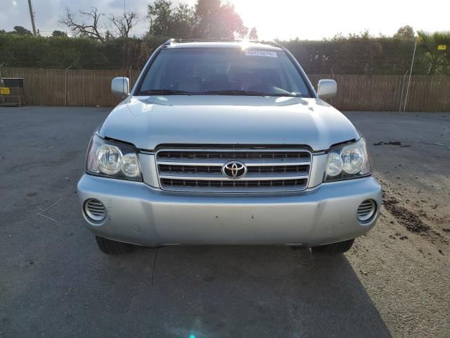 JTEGD21A330063437 - 2003 TOYOTA HIGHLANDER SILVER photo 5