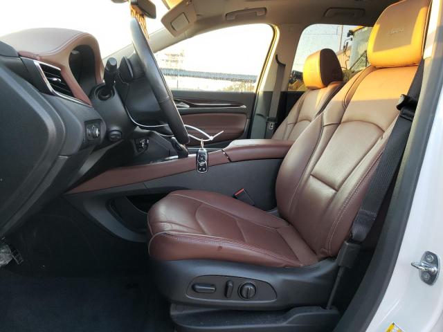 5GAERDKW5KJ242432 - 2019 BUICK ENCLAVE AVENIR WHITE photo 7