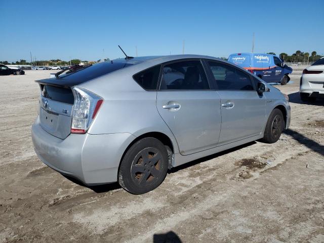 JTDKN3DU8B0278706 - 2011 TOYOTA PRIUS SILVER photo 3