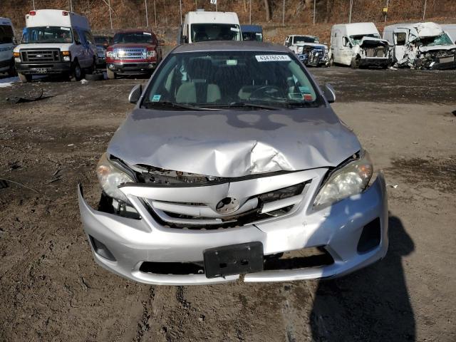 2T1BU4EEXCC845649 - 2012 TOYOTA COROLLA BASE SILVER photo 5