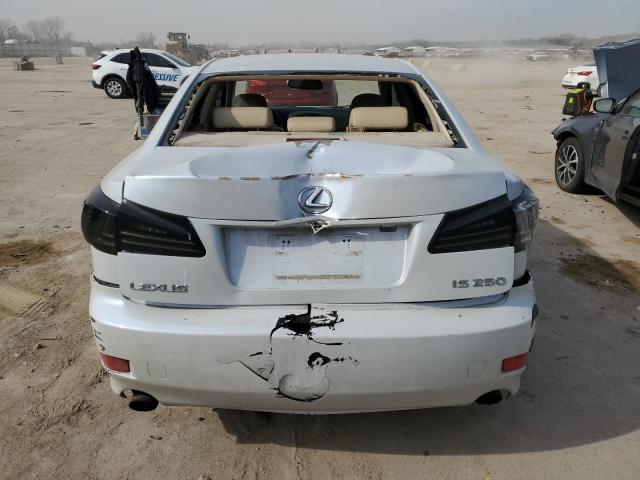 JTHBK262765004435 - 2006 LEXUS IS 250 WHITE photo 6