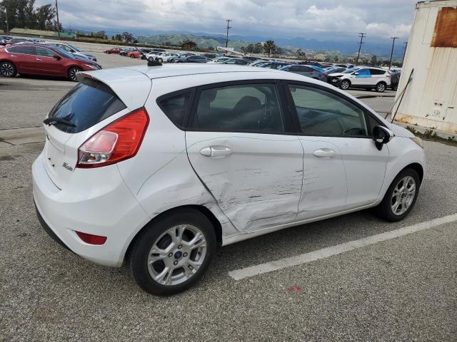 3FADP4EJ1FM172278 - 2015 FORD FIESTA SE WHITE photo 3