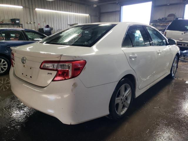 4T1BF1FK1CU557417 - 2012 TOYOTA CAMRY BASE WHITE photo 3