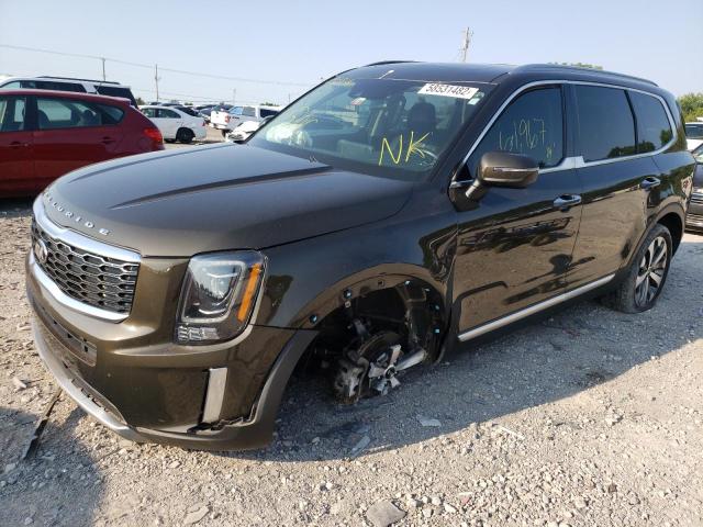 5XYP64HC0LG093846 - 2020 KIA TELLURIDE S BROWN photo 2